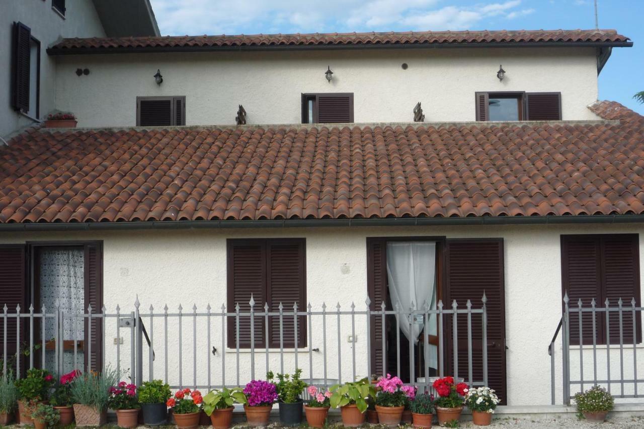 Affittacamere Alba Fiorita Castiglione dʼOrcia Buitenkant foto